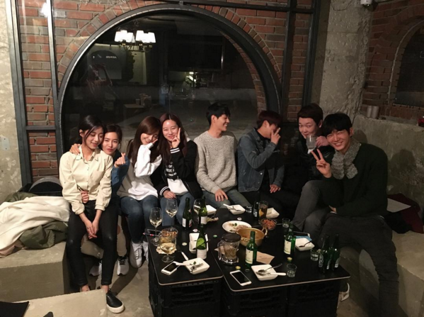 Elenco de “Sassy Go Go” se junta para una conmovedora reunión