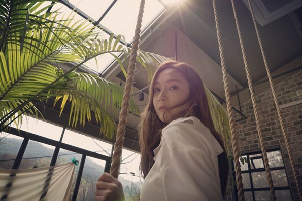 La lista de canciones del álbum en solitario de Jessica revela su contribución a su música y a la composición