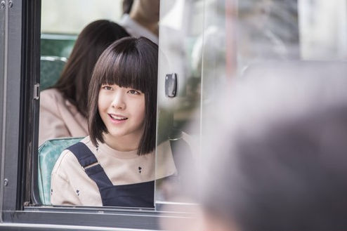 Minah de Girl’s Day elige el peinado más sencillo para “Beast’s Beauty”