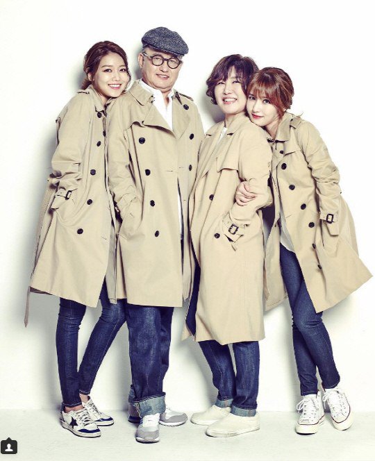 Sooyoung de Girls’ Generation comparte una foto de familia por el Día de los padres