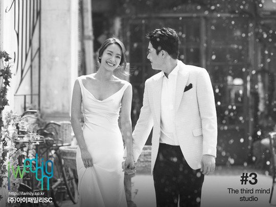 Se revelan las hermosas fotos de la boda de la ex-integrante de Jewelry Park Jung Ah