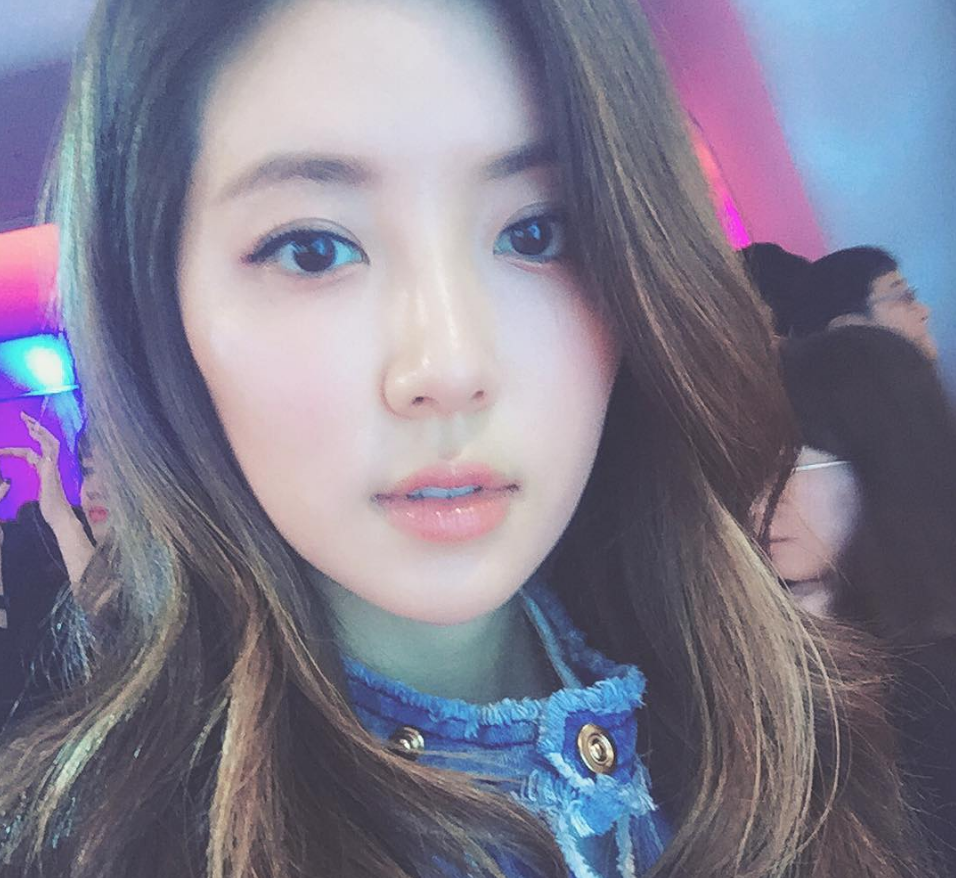Se reporta que Park Han Byul está saliendo con un emprendedor
