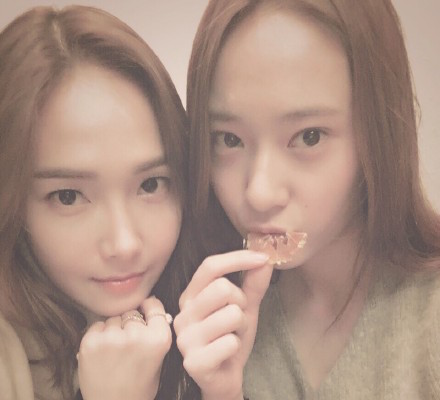 Jessica expresa su amor por su hermana Krystal en un lindo “vídeo”