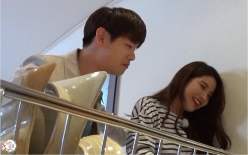 Eric Nam hace que Solar se ponga nerviosa con una escena famosa de drama