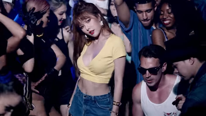 HyunA arrasa en las listas musicales chinas con “How’s This”