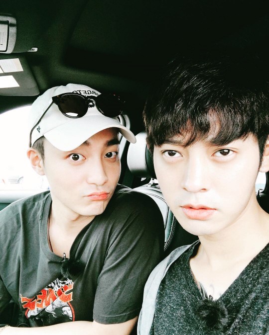 Jung Joon Young y Roy Kim serían los siguientes en “Celebrity Bromance”