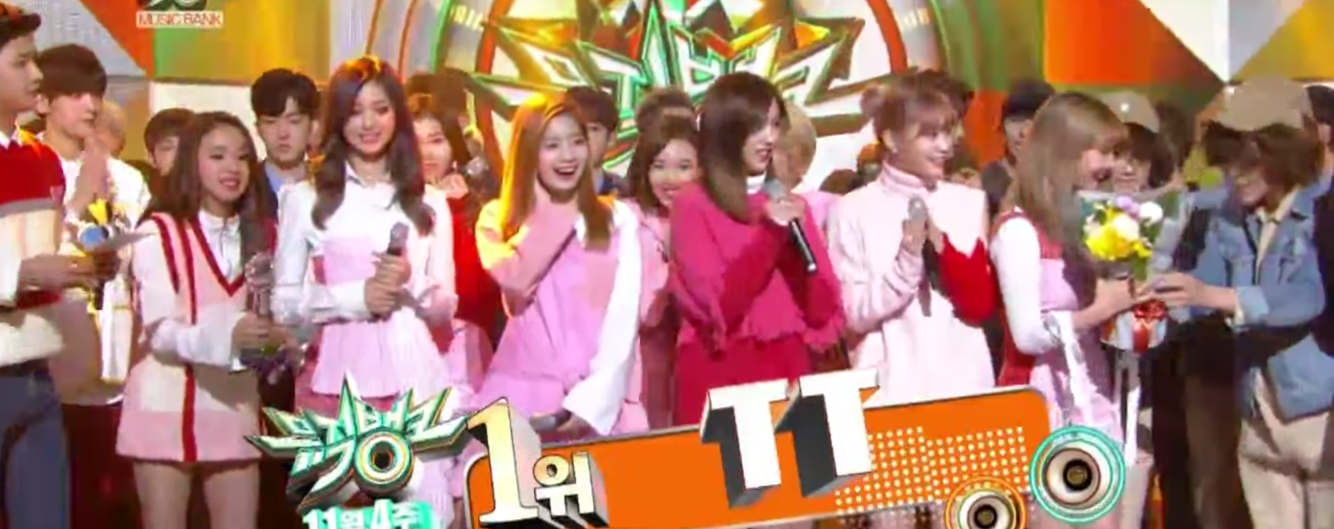 TWICE se lleva el 11º premio con “TT” en “Music Bank”