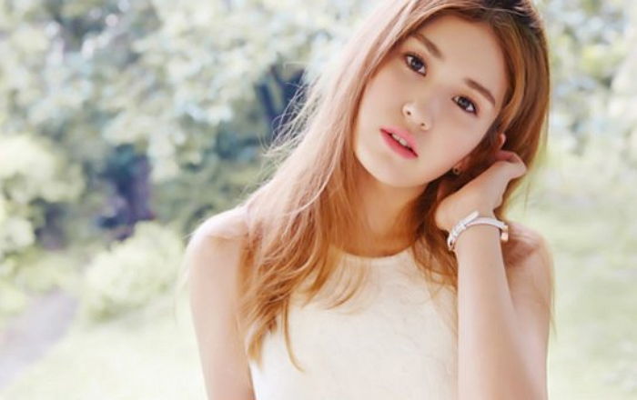Jeon Somi abre página web oficial seguido de la separación de I.O.I