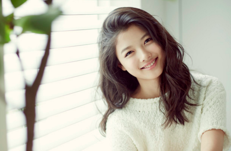 Kim Yoo Jung aclara reporte sobre próximo drama de tvN con Yeo Jin Goo