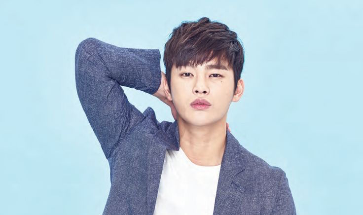 Seo In Guk le ofrecerá a los fans una canción compuesta por él mismo antes de su alistamiento militar