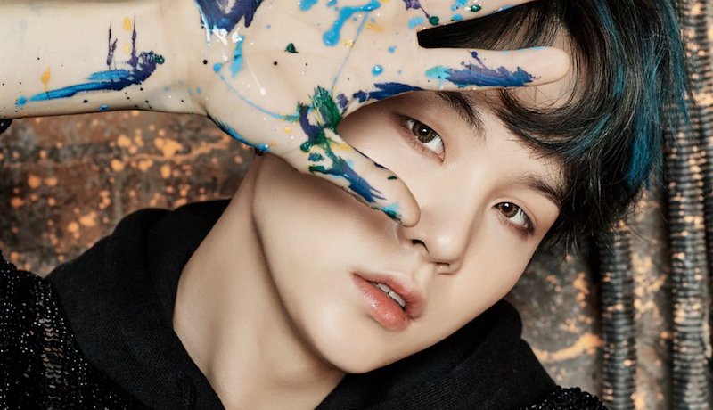 Suga de BTS comparte lo que ha estado escuchando a través de una lista de reproducción de Spotify