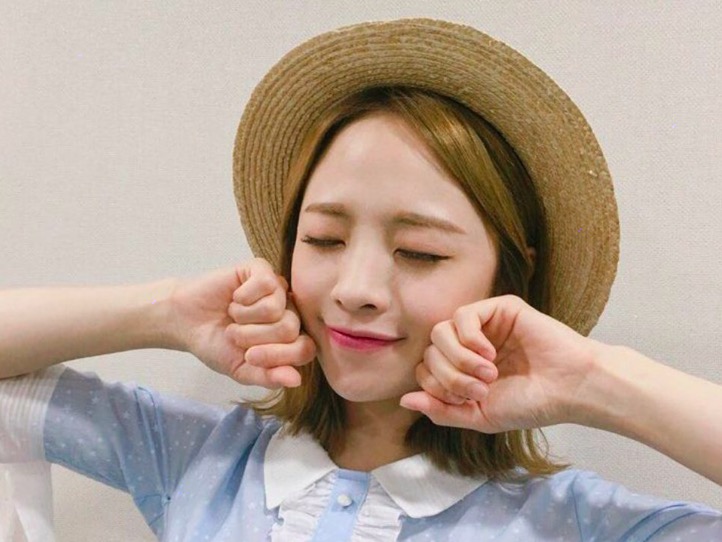 JinE de Oh My Girl actualiza sobre su estado de salud