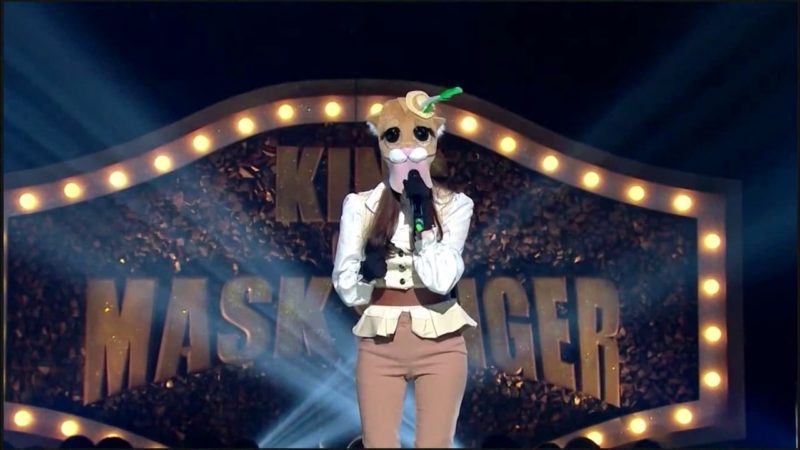 Ganadora de dos victorias pasadas de “King Of Masked Singer” resultó ser una popular cantante de baladas