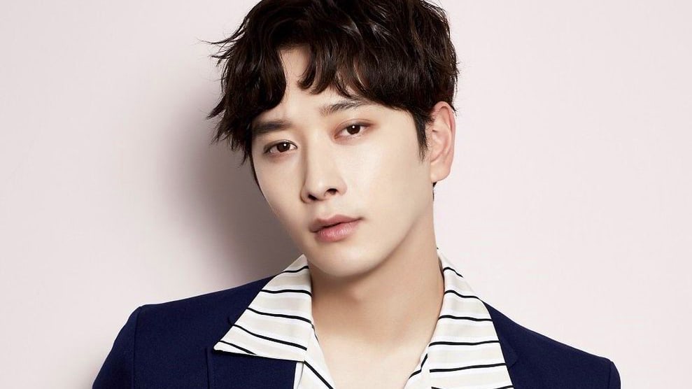 Chansung de 2PM hace una impresionante transformación para su primer drama histórico “Queen For 7 Days”