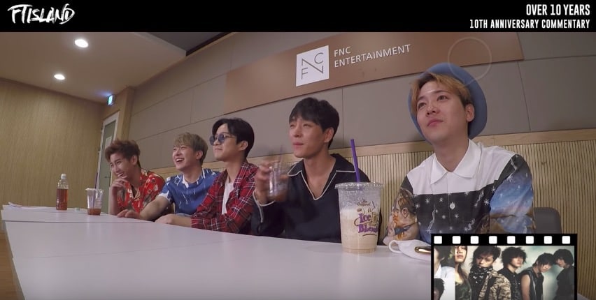 FTISLAND reacciona a su transición de novatos a veteranos en el video de comentario de su 10º aniversario