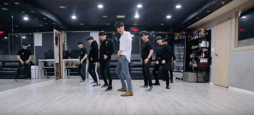 Daehyun de B.A.P es todo carisma en el vídeo de la práctica de baile de “Shadow”