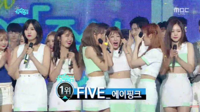 Apink logra su tercer premio con “Five” en “Music Core”; Actuaciones de MAMAMOO, Lee Hyori, y más