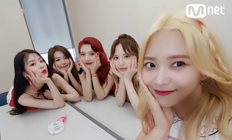 Red Velvet logra su 2ª victoria con “Red Flavor” en “M!Countdown”. Actuaciones de EXO y KARD, entre otros