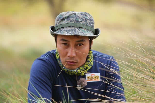 Kim Byung Man sufre una lesión espinal mientras practicaba paracaidismo. SM C&C y SBS publican comunicado