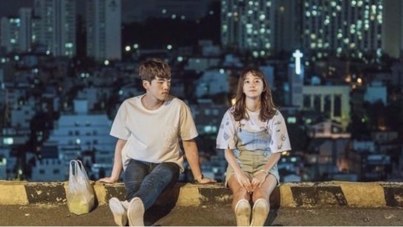 Se desvela la linda historia de amor entre Kim Sejeong y Kim Jung Hyun en “School 2017”