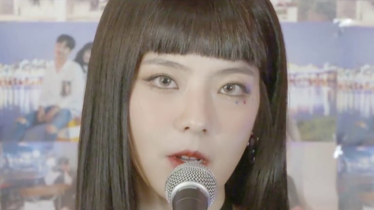 Juniel regresa con un MV de una pista compuesta por ella misma que habla de la violencia en las citas