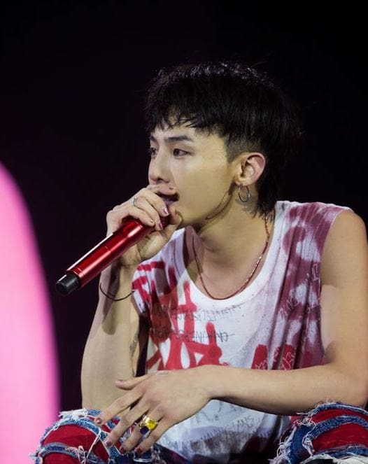 G-Dragon de BIGBANG dona 81.8 millones de wones a los refugiados en su cumpleaños