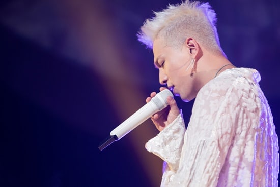 Taeyang expresa la bendición que siente por tener a los miembros de BIGBANG en su vida