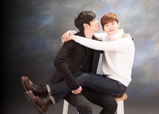 Lee Jong Suk se reunirá con Yoon Kyun Sang en televisión a través de “Three Meals A Day”