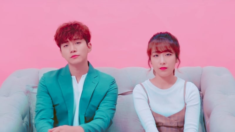 Junho de 2PM revela un vídeo especial de pre-lanzamiento junto a Cheeze