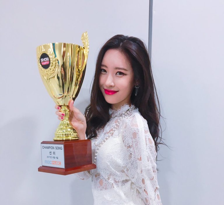 Sunmi consigue segunda victoria para “Gashina” en “Show Champion”, actuaciones de HyunA, B.A.P y más