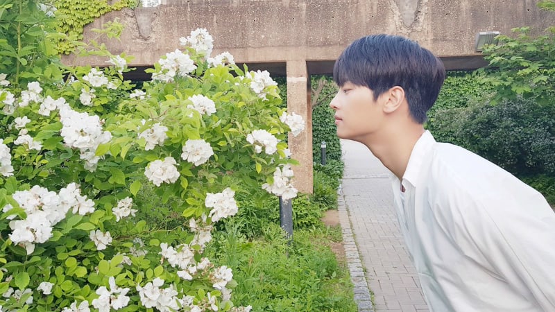 N de VIXX comparte qué le gusta y le disgusta de su apariencia