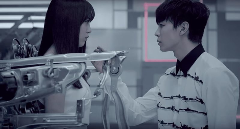 7 MVs que creativamente ilustran historias emocionantes