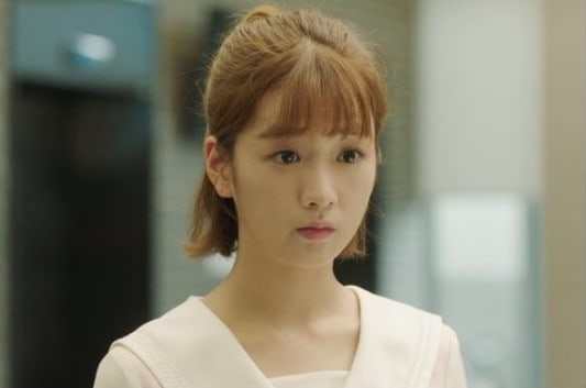 Bomi de Apink es una trabajadora de oficina en nuevas imágenes reveladas de “Because This Is My First Life”