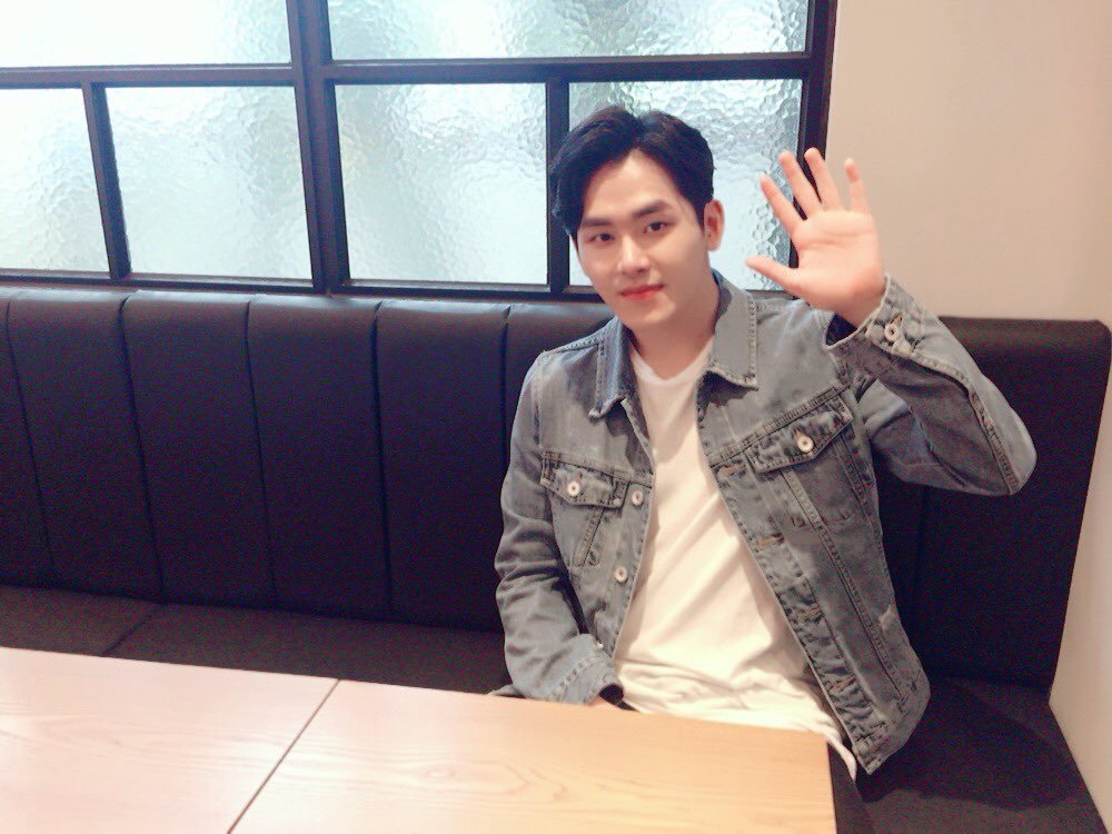 Hoya lanza nueva cuenta en Twitter