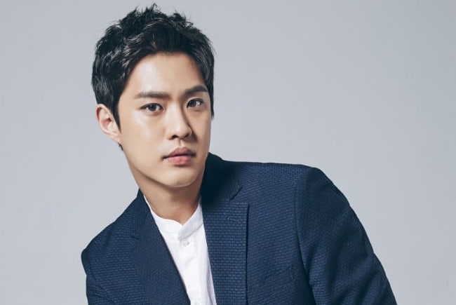 Seungho de MBLAQ revela su nuevo corte de cabello y se despide antes de su enlistamiento militar