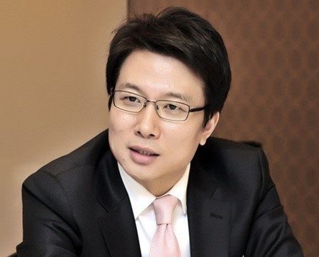 Conductores demandan al director del departamento de locutores de MBC Shin Dong Ho