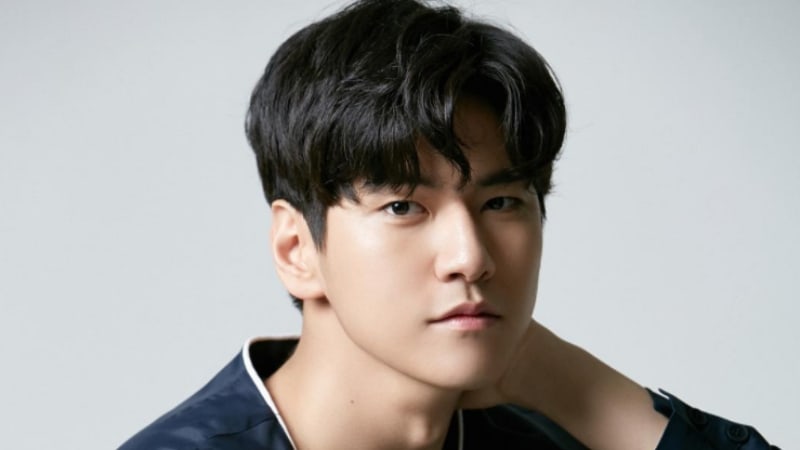 El actor Kim Hyun Joon de “Hwarang” aparecerá en nuevo drama con Shin Se Kyung