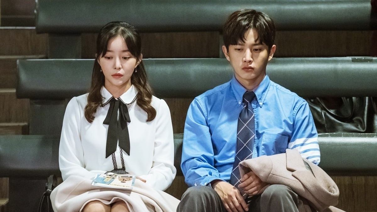 El romance de Kim Min Suk y Kim Ga Eun se enfrenta a problemas en “Because This Is My First Life”
