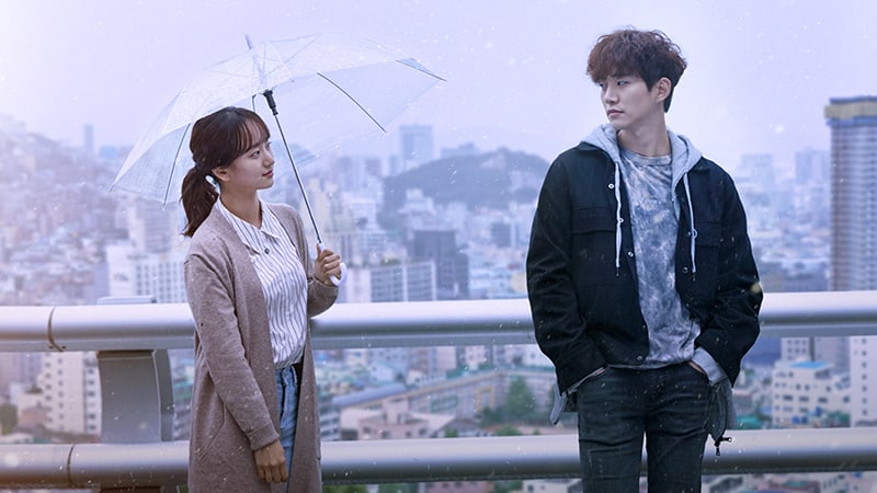 El próximo drama “Rain Or Shine” revela pósters de Junho de 2PM y Won Jin Ah