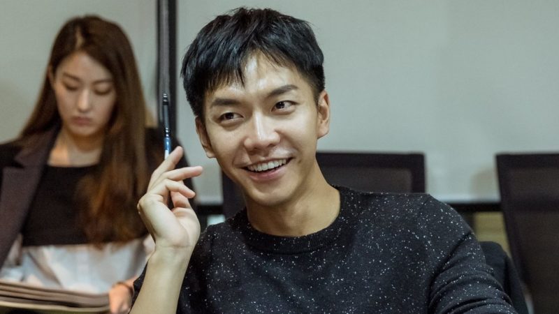 “Hwayugi” lanza fotos de Lee Seung Gi en la primera lectura de guion
