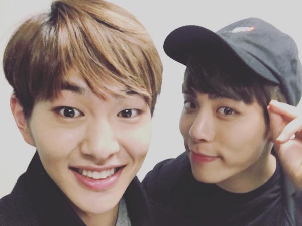 Resultado de imagen para onew y jonghyun