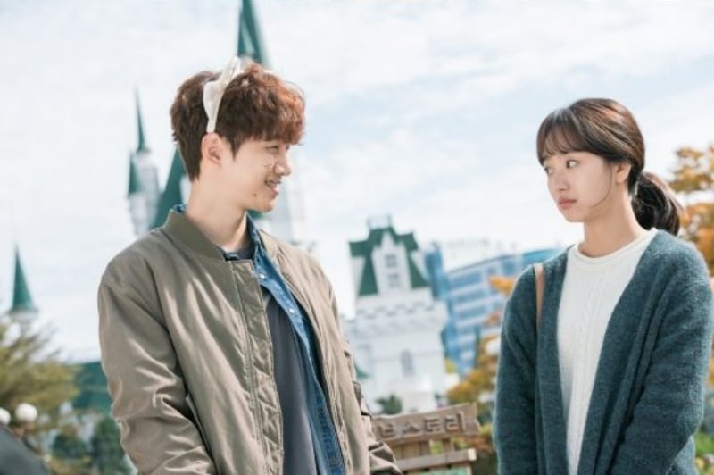 Films Et Séries Tv Avec Won Jin-ah Junho y Won Jin Ah van a una adorable cita en "Just Between Lovers