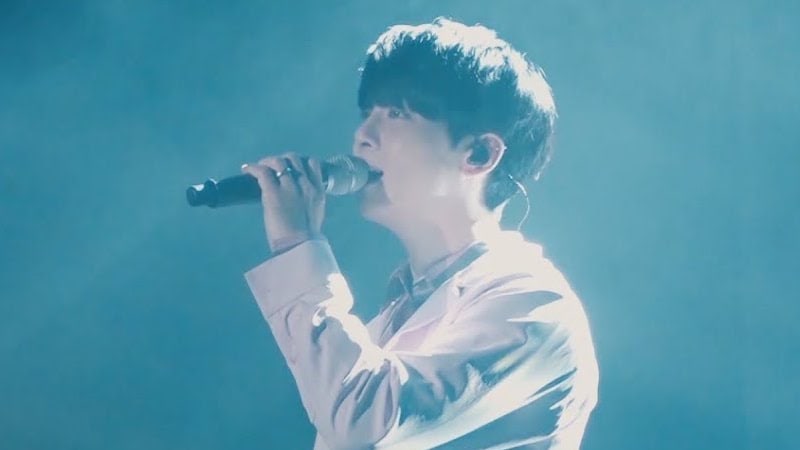 Jonghyun de SHINee es un verdadero artista en MV para “Before Our Spring”