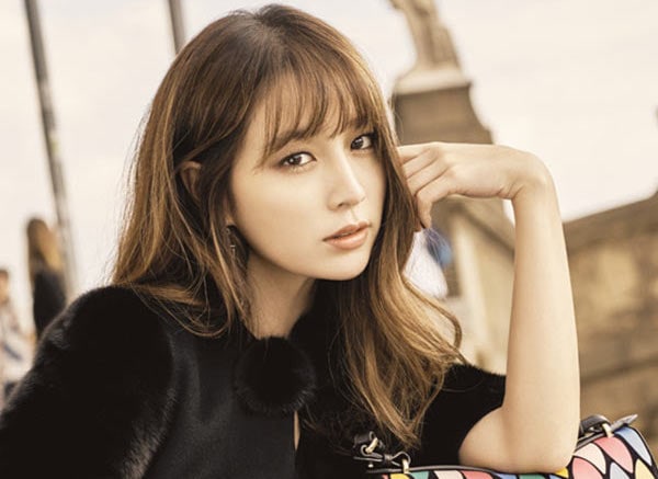 Lee Min Jung en conversaciones para protagonizar un drama de SBS
