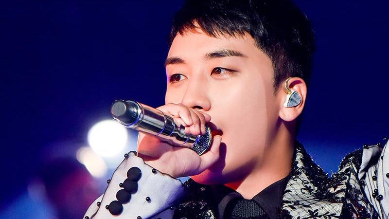 Seungri de BIGBANG revela que se está preparando para su regreso en solitario