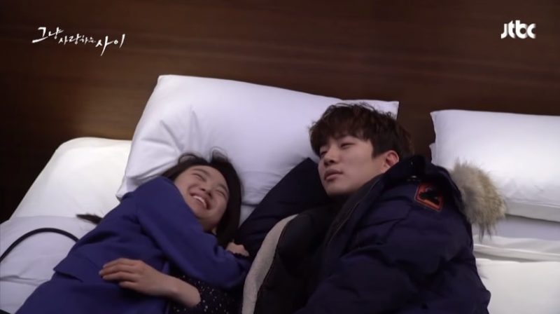 Junho de 2PM y Won Jin Ah están cómodos y divertidos grabando escenas íntimas para “Just Between Lovers”