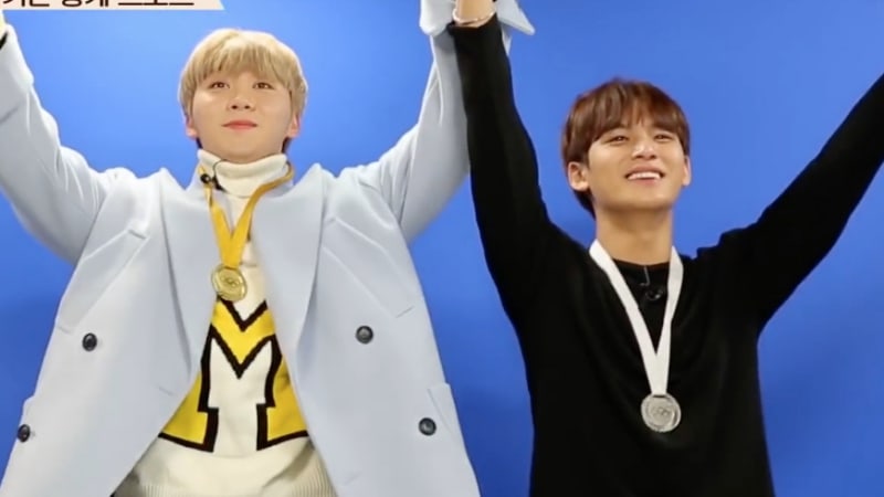 Seungkwan y Mingyu de SEVENTEEN prueban los deportes olímpicos de invierno a través de realidad virtual