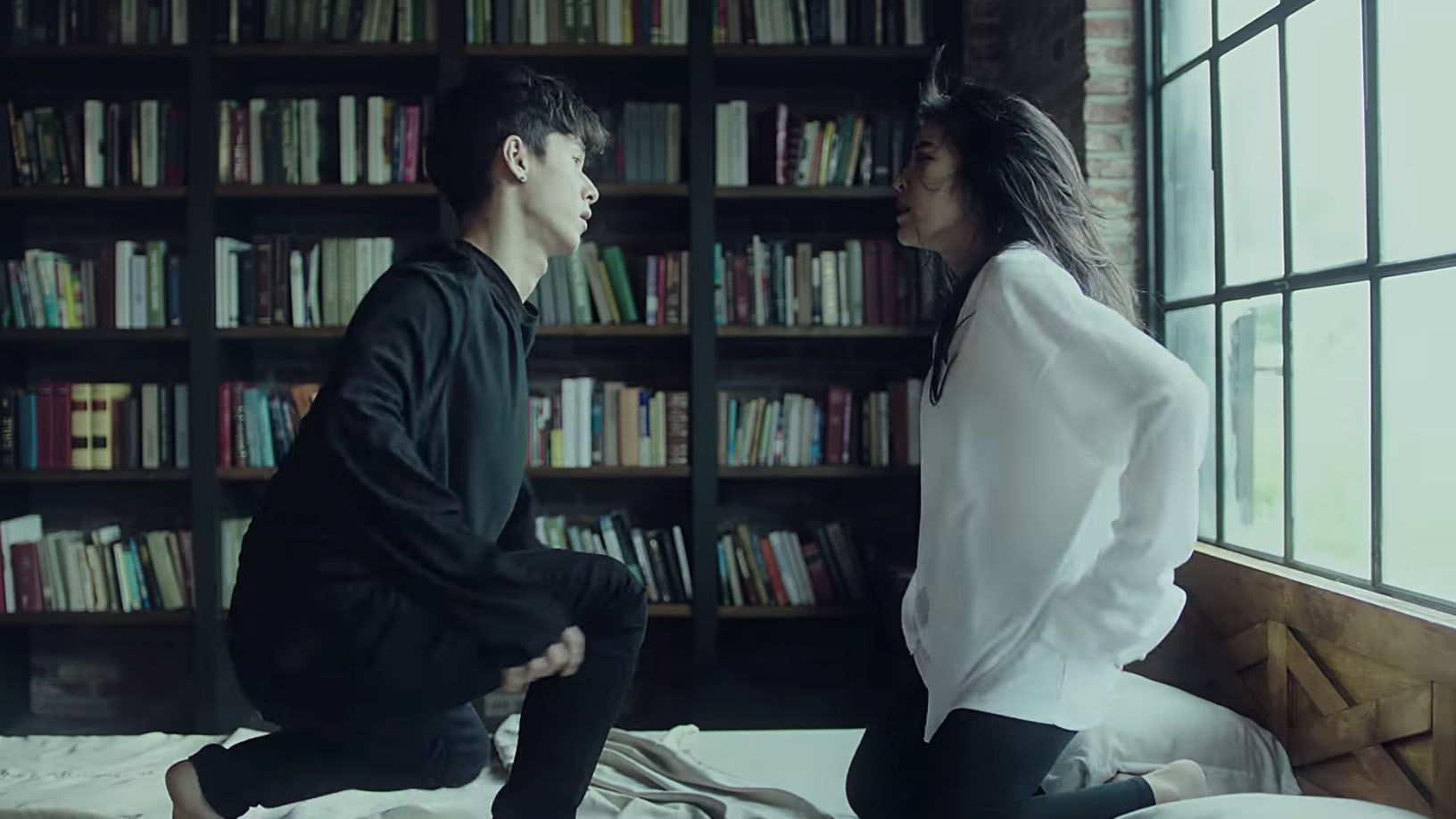 VROMANCE te llama “Star” en un estético MV
