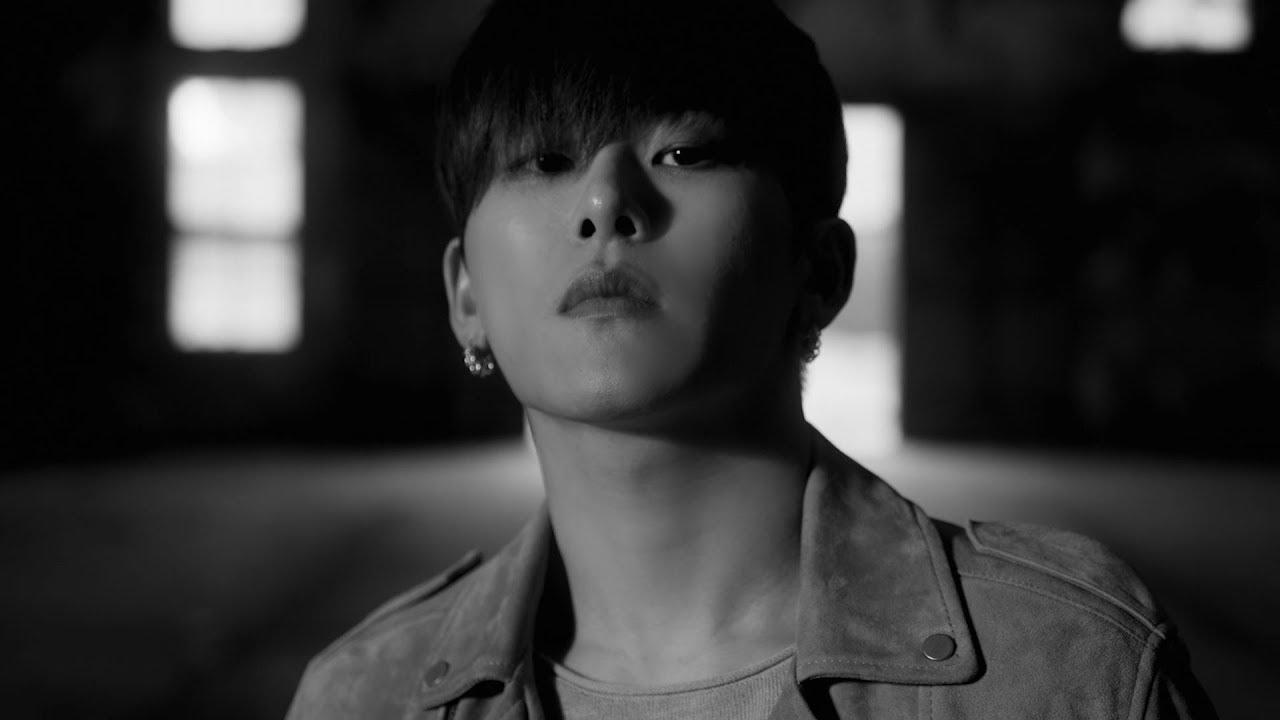Hoya debuta en solitario con el MV de su pre-lanzamiento, “Angel”