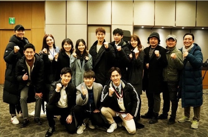 Suho de EXO, Ha Yeon Soo y más, asisten a la ceremonia para desear buena suerte por “Rich Man, Poor Woman”